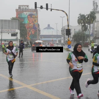 Runner Photo 7738332