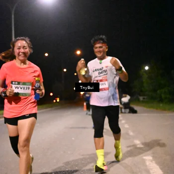 Runner Photo 7738342