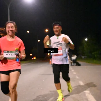 Runner Photo 7738350
