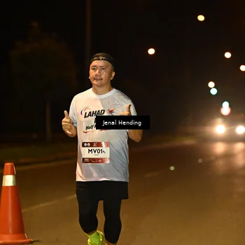 Runner Photo 7738365