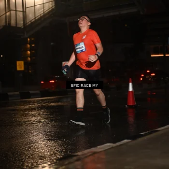 Runner Photo 7738376