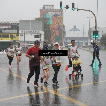 Runner Photo 7738382