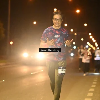 Runner Photo 7738393