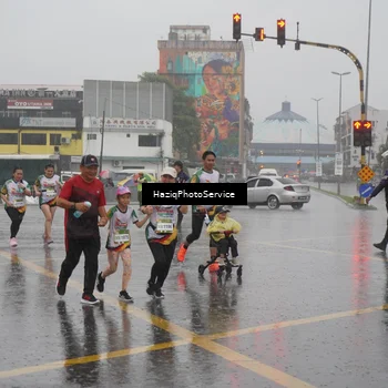 Runner Photo 7738407