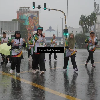Runner Photo 7738408
