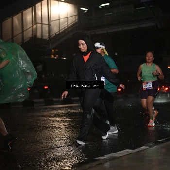 Runner Photo 7738413