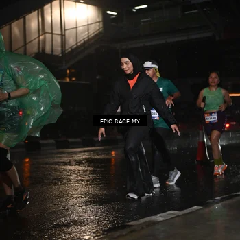 Runner Photo 7738414