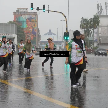 Runner Photo 7738438