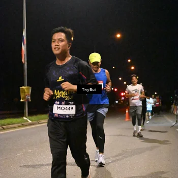 Runner Photo 7738439