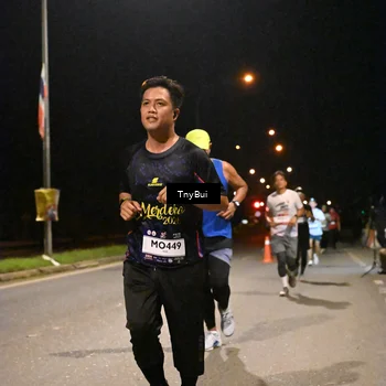 Runner Photo 7738440