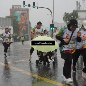 Runner Photo 7738442