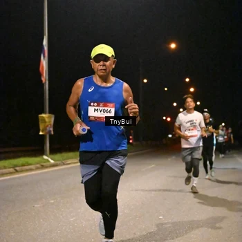 Runner Photo 7738445