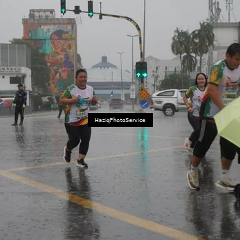 Runner Photo 7738449