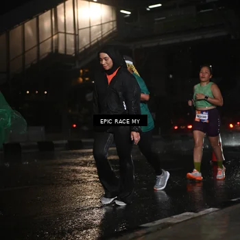 Runner Photo 7738450