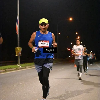 Runner Photo 7738458