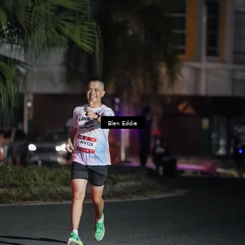 Runner Photo 7738464