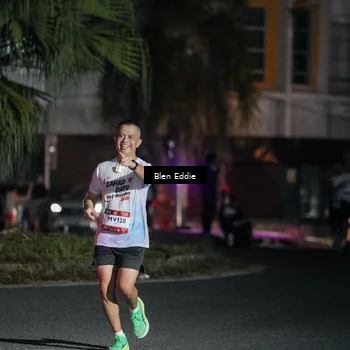 Runner Photo 7738469