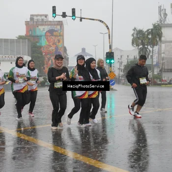 Runner Photo 7738475