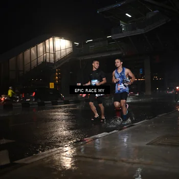 Runner Photo 7738478