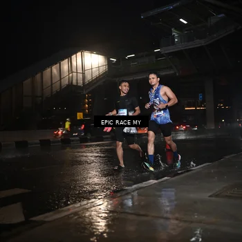 Runner Photo 7738484
