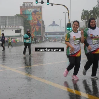 Runner Photo 7738488