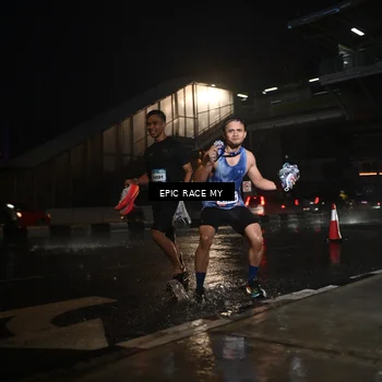 Runner Photo 7738489