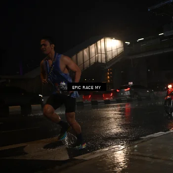 Runner Photo 7738494