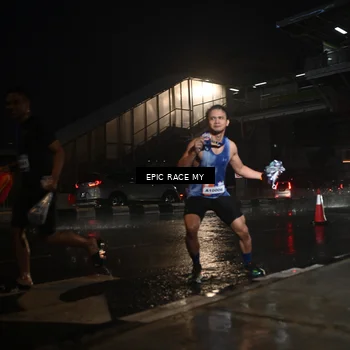 Runner Photo 7738495