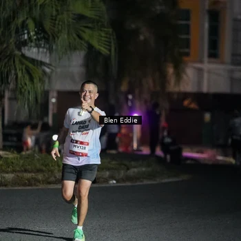 Runner Photo 7738511