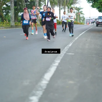 Runner Photo 7738530