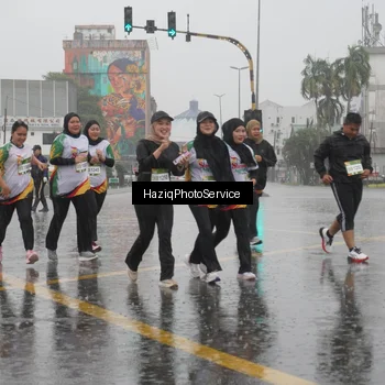 Runner Photo 7738541