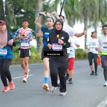 Runner Photo 7738557