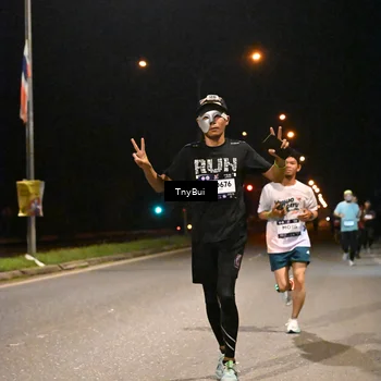 Runner Photo 7738575