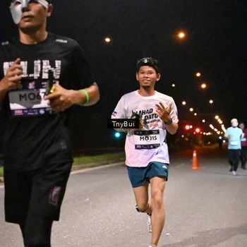 Runner Photo 7738630