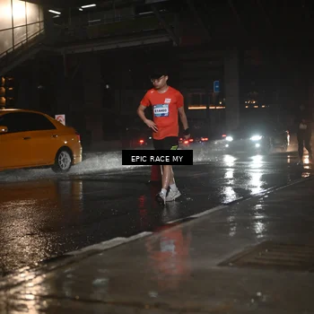 Runner Photo 7738642