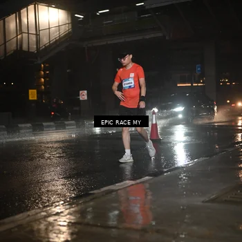 Runner Photo 7738643