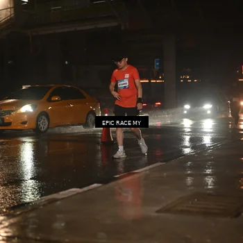 Runner Photo 7738664