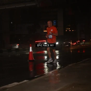 Runner Photo 7738721