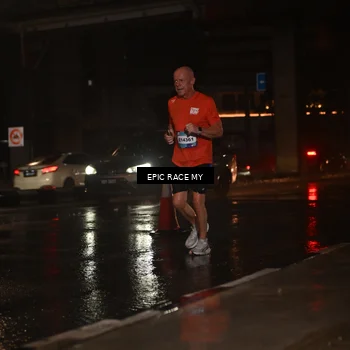 Runner Photo 7738752