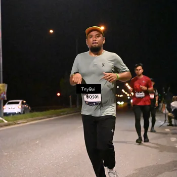 Runner Photo 7738772