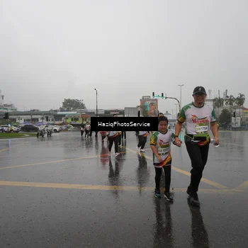Runner Photo 7738774