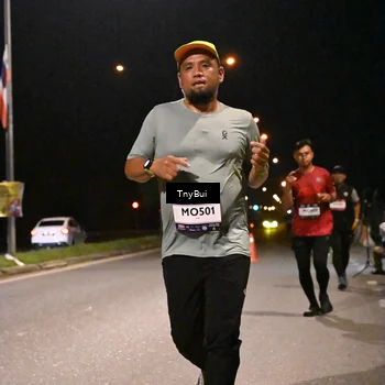 Runner Photo 7738811