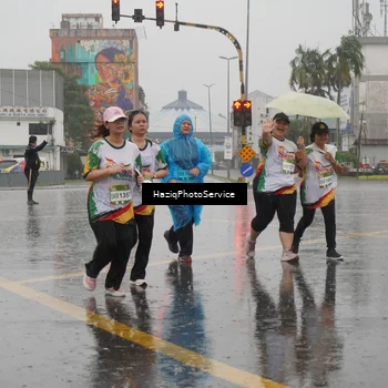 Runner Photo 7738825
