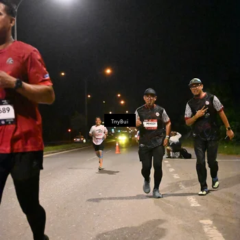 Runner Photo 7738849