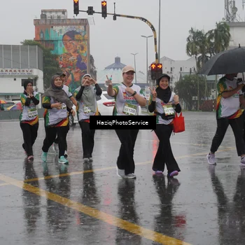 Runner Photo 7738860