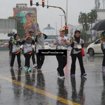 Runner Photo 7738867
