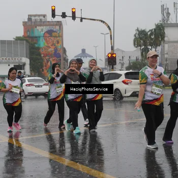 Runner Photo 7738873