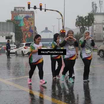 Runner Photo 7738885