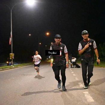 Runner Photo 7738889