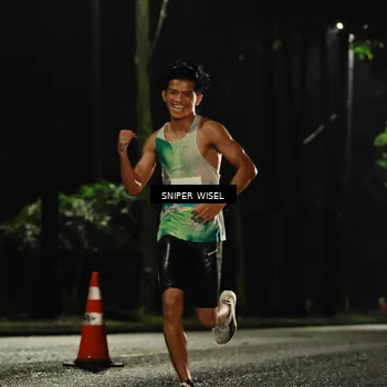 Runner Photo 7738909